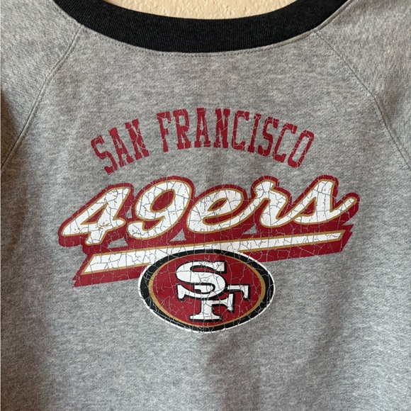 🏈Girls San Francisco 49ers Gray Sweatshirt - Picture 3 of 5